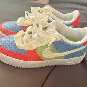 Nike Air Force 1 LV8 Knitted Hemp Multicolor 6Y. Never Worn